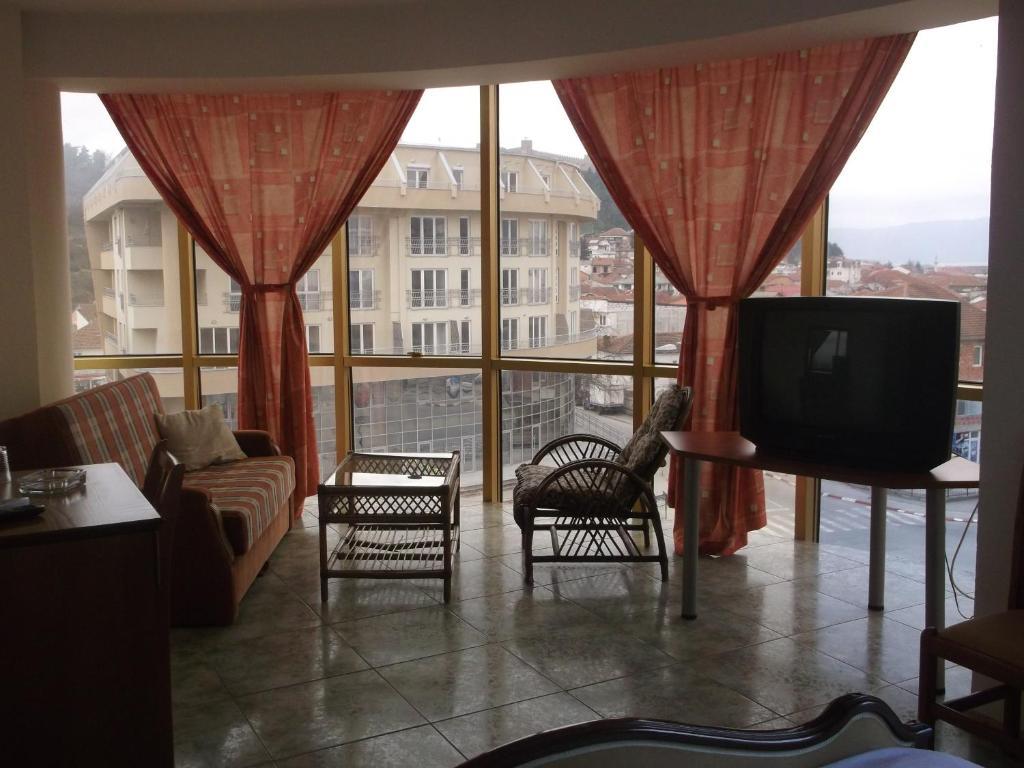 Montenegrin Inn Ochrid Pokoj fotografie